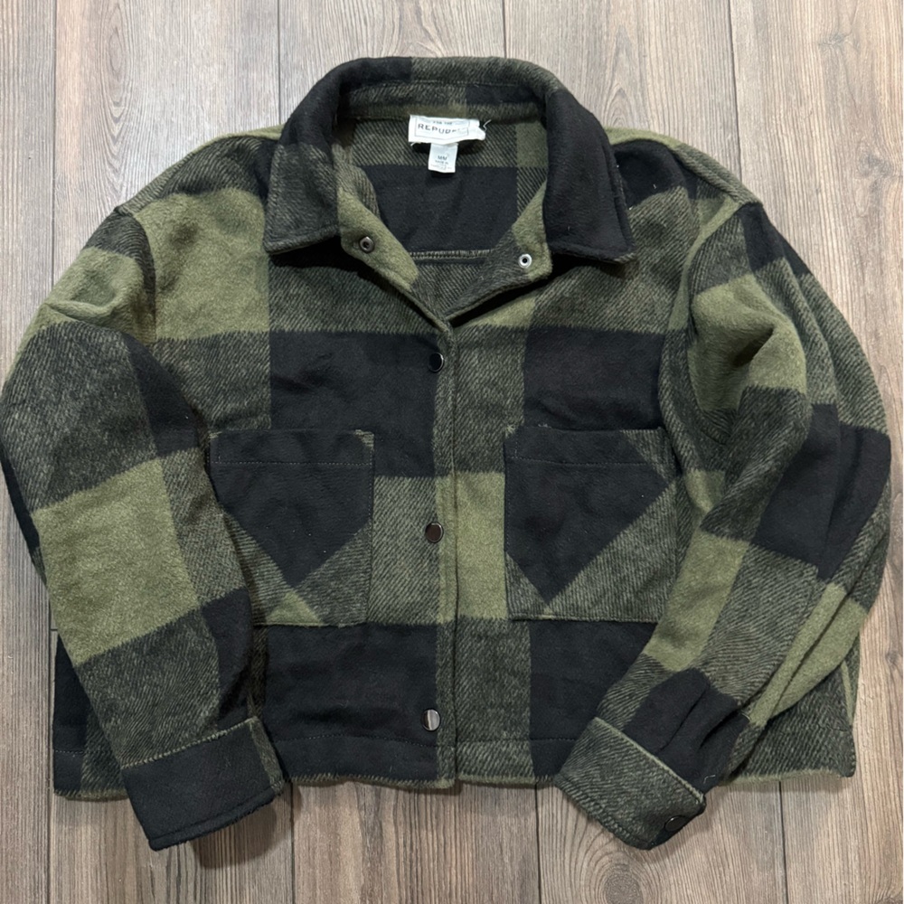 Republic Buffalo Plaid Flannel Shacket Green Black Fleece Lined Women’s Medium